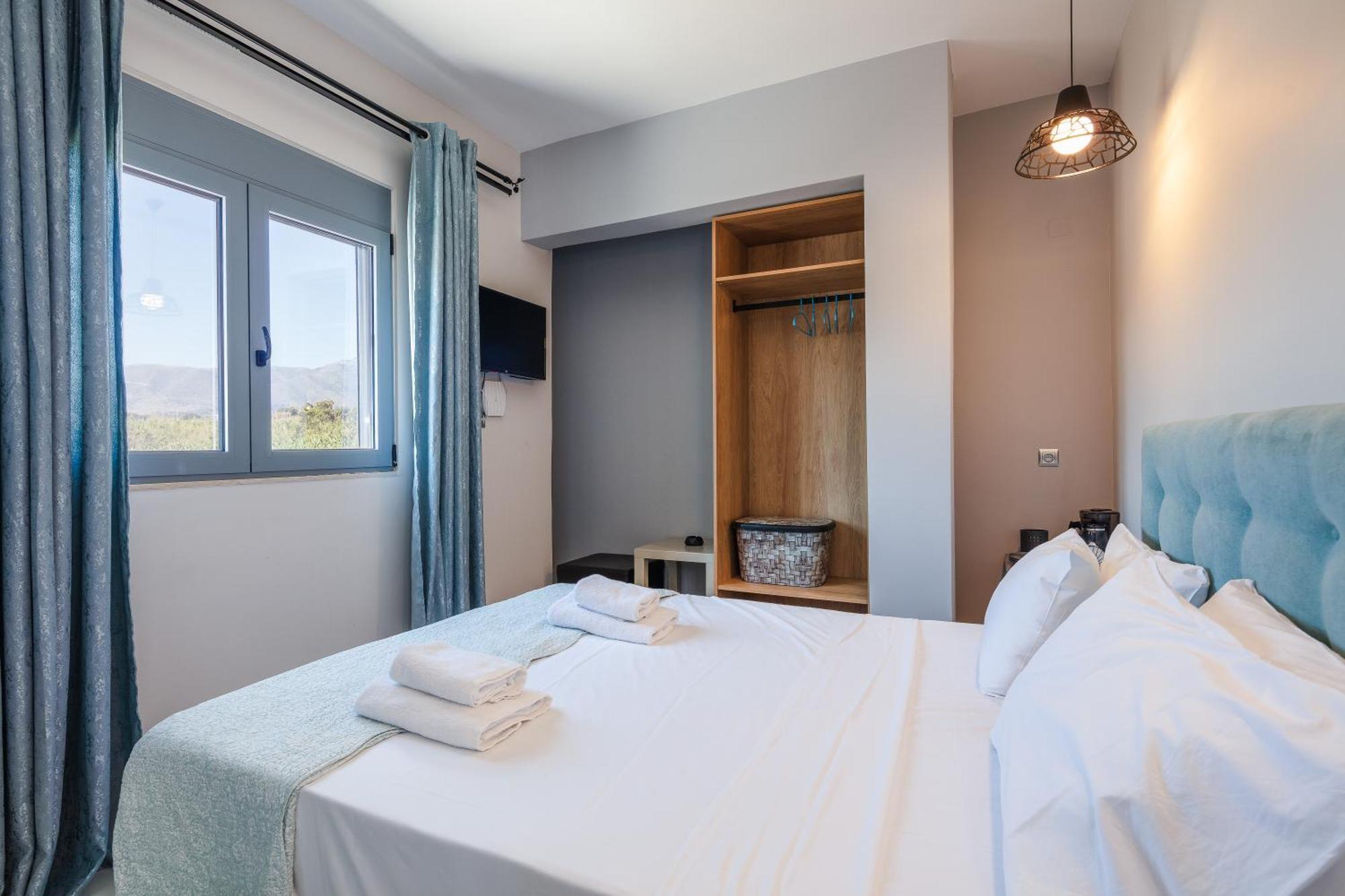 Hotel Iosifina, 80 Metres From Episkopi Beach! Dhrámia Exterior foto